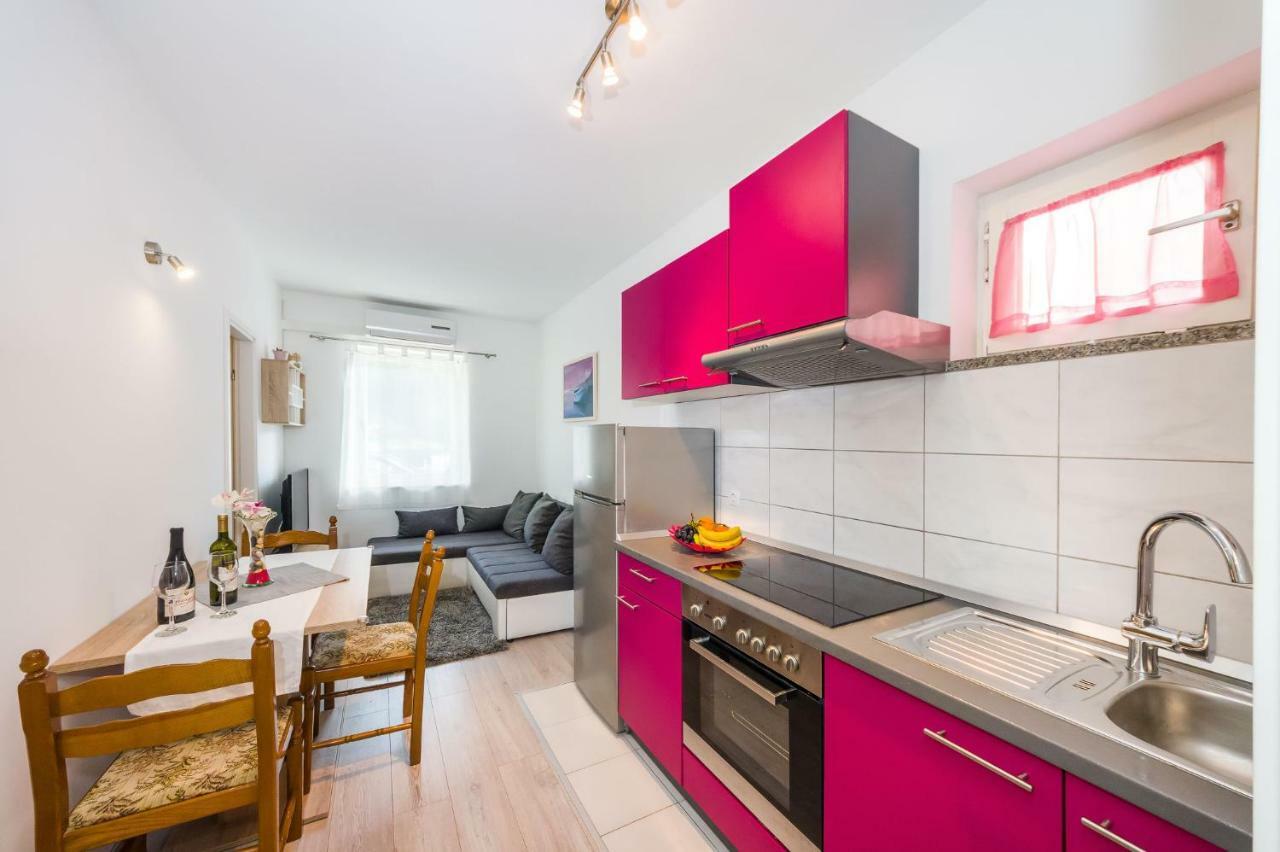 Apartman Nino Novigrad  Buitenkant foto